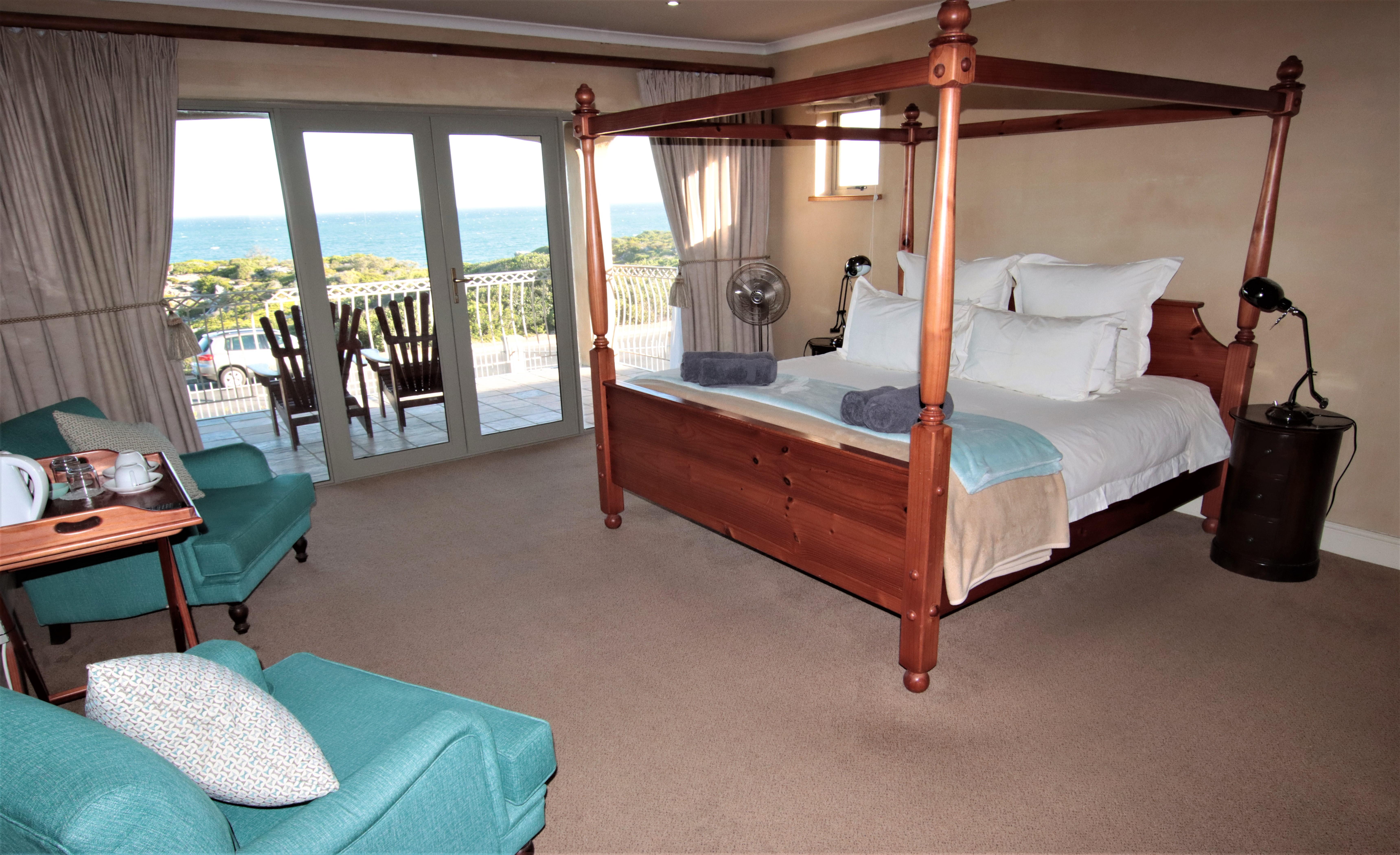 On The Cliff Guest House Hermanus Bagian luar foto